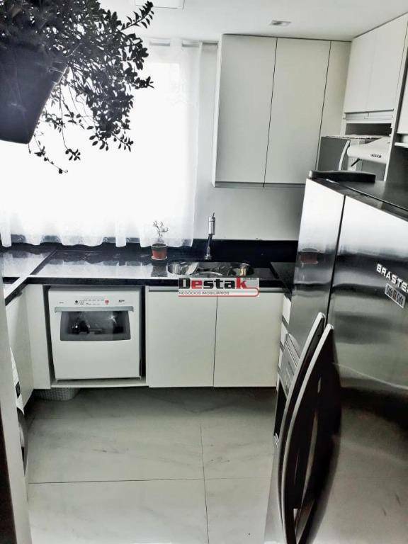 Apartamento à venda com 2 quartos, 44m² - Foto 8