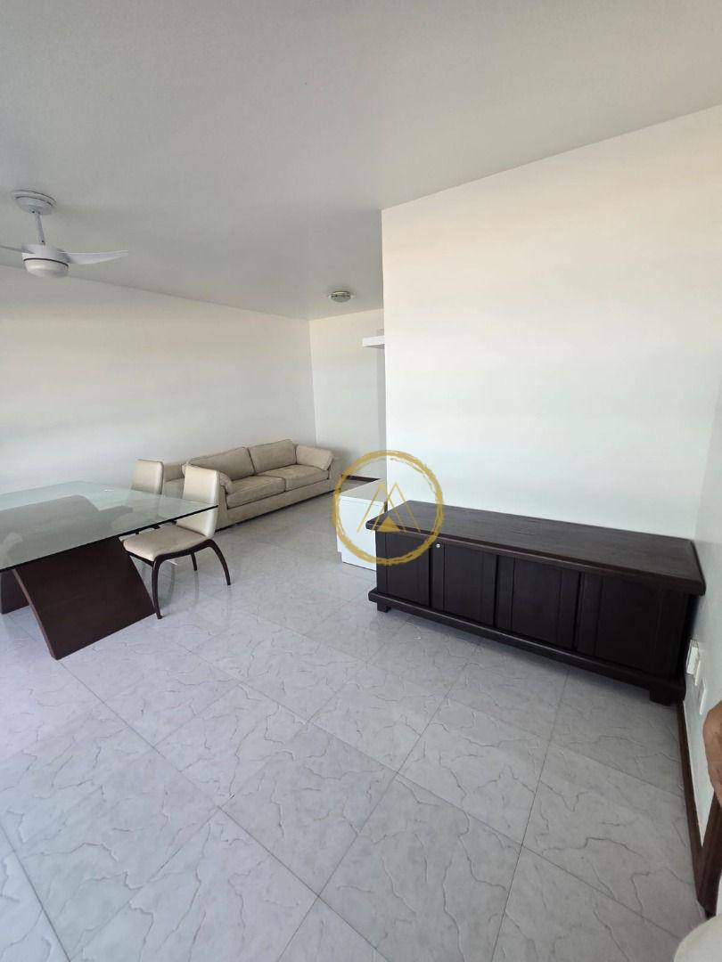 Apartamento à venda com 3 quartos, 131m² - Foto 8