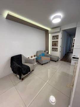 Apartamento à venda com 3 quartos, 91m² - Foto 2