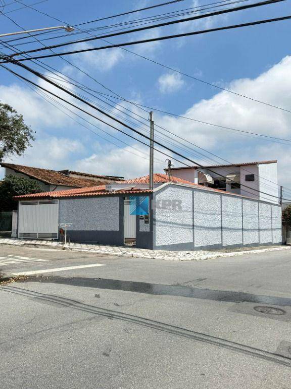 Casa à venda com 6 quartos, 270m² - Foto 1