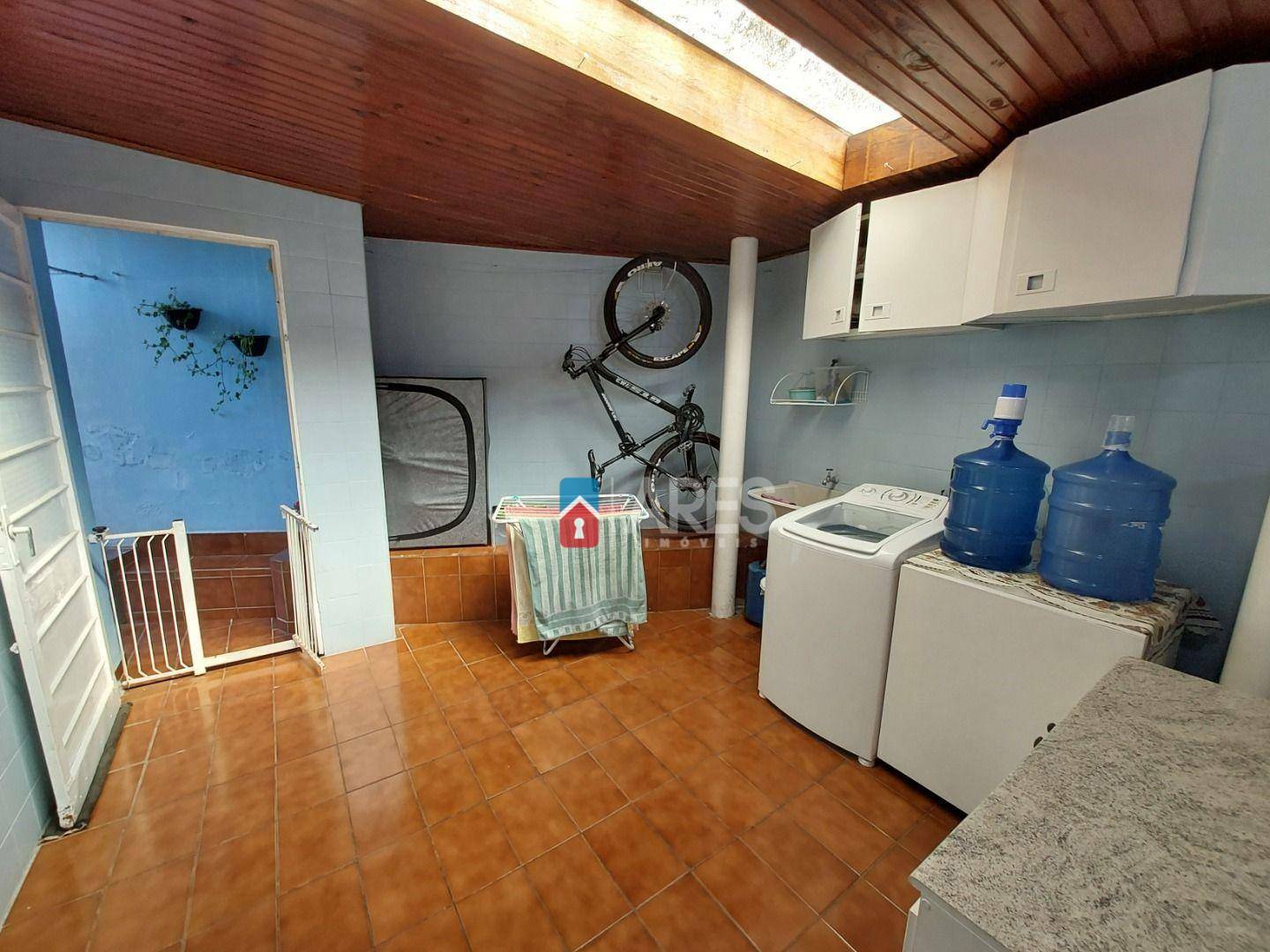 Casa à venda com 3 quartos, 91m² - Foto 14