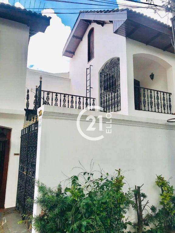 Casa de Condomínio à venda e aluguel com 3 quartos, 240m² - Foto 18