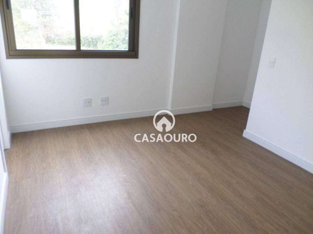 Apartamento à venda com 4 quartos, 186m² - Foto 14