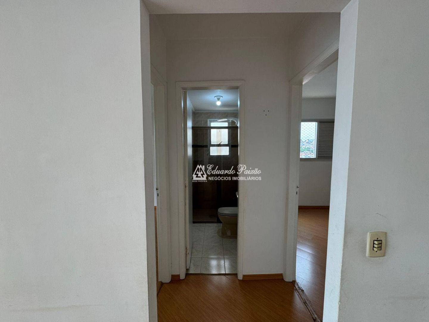 Apartamento à venda e aluguel com 2 quartos, 62m² - Foto 8