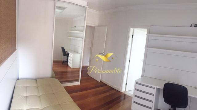 Apartamento à venda com 3 quartos, 256m² - Foto 12