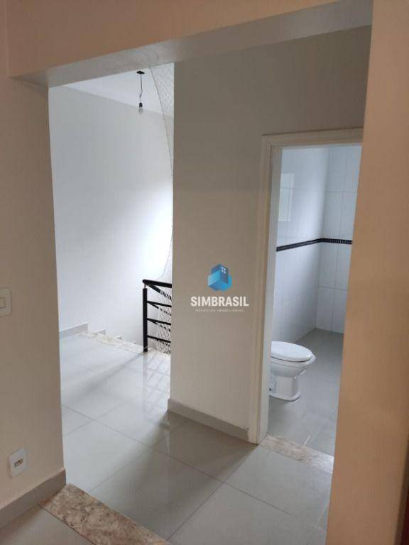 Casa à venda com 4 quartos, 240m² - Foto 15