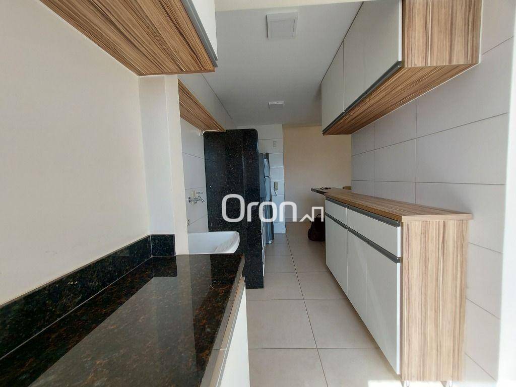 Apartamento à venda com 2 quartos, 67m² - Foto 5