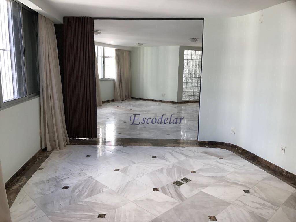 Apartamento à venda com 3 quartos, 180m² - Foto 19