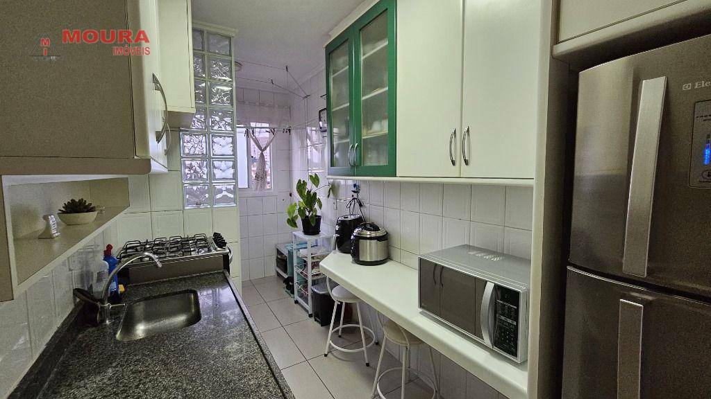 Apartamento à venda com 2 quartos, 60m² - Foto 10