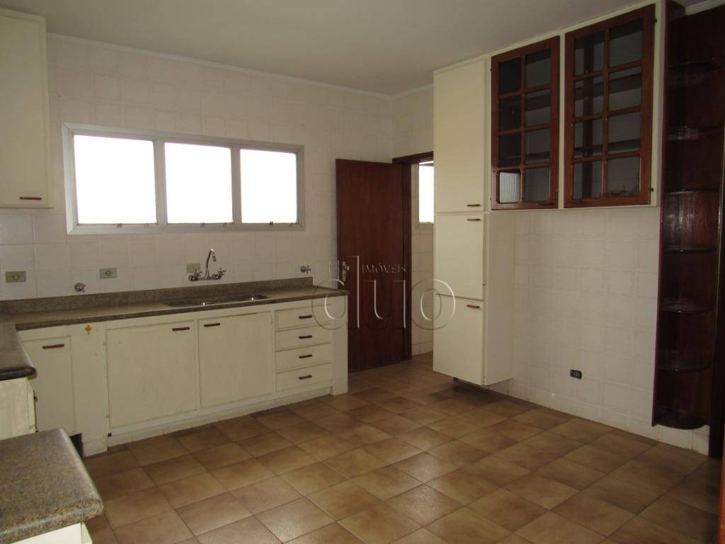 Casa à venda com 3 quartos, 180m² - Foto 4