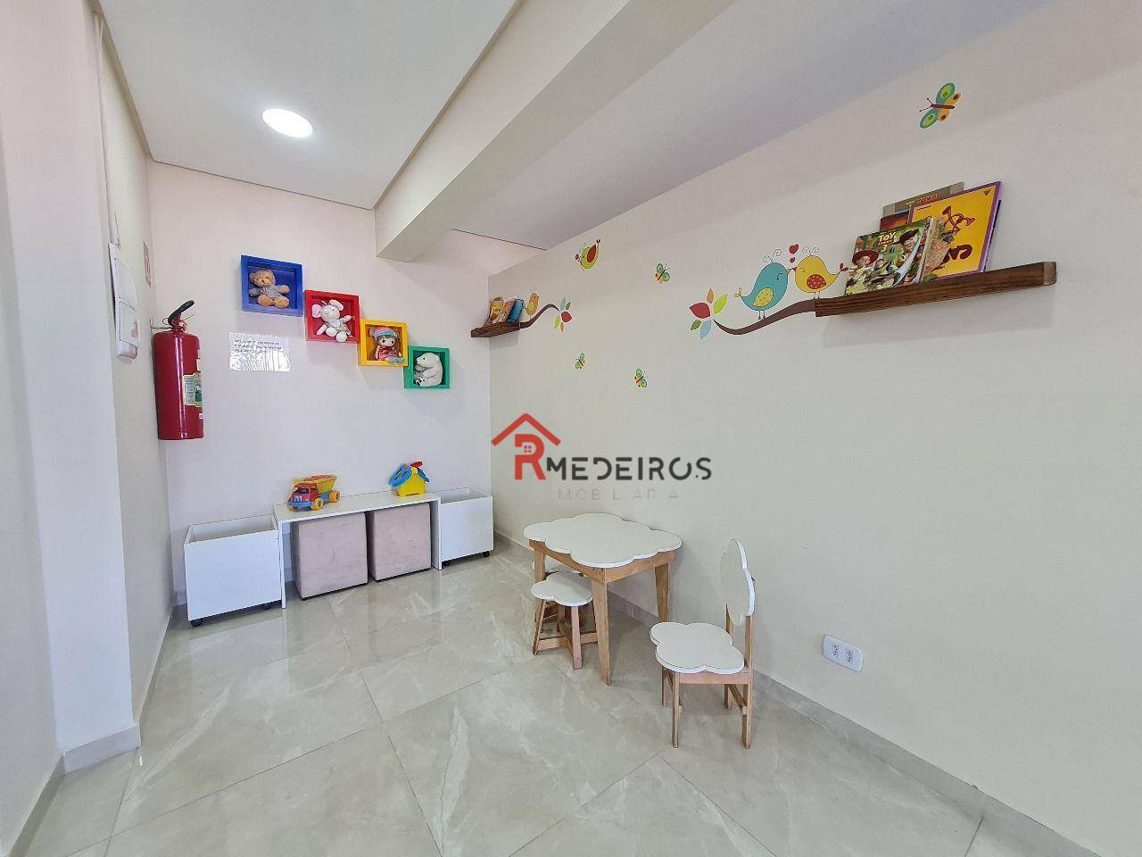 Apartamento à venda com 2 quartos, 65m² - Foto 14