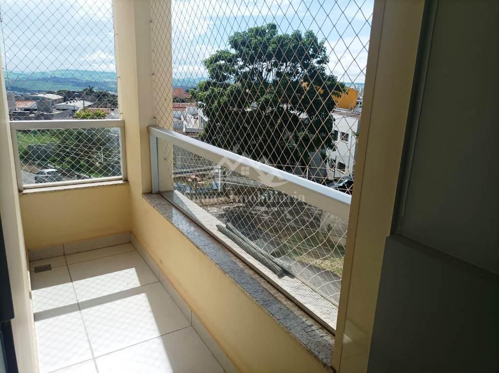 Apartamento para alugar com 2 quartos, 65m² - Foto 20