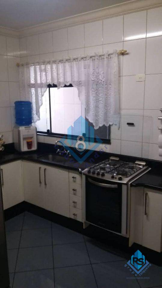 Apartamento à venda com 3 quartos, 140m² - Foto 13