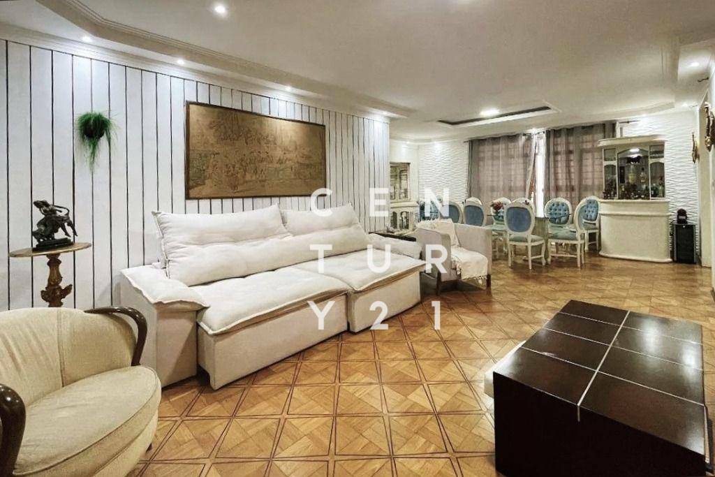 Casa à venda e aluguel com 5 quartos, 600m² - Foto 2