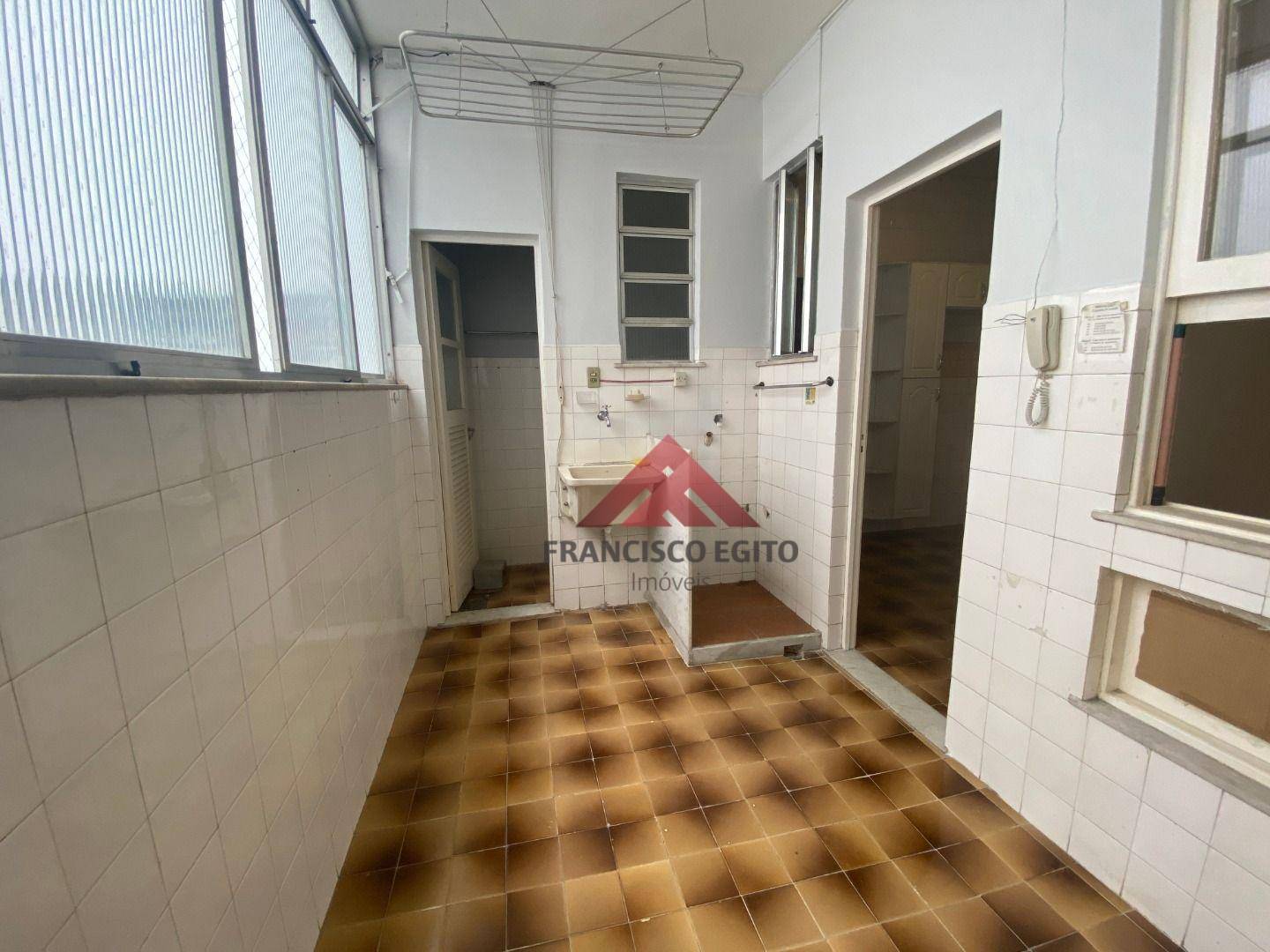 Apartamento à venda com 2 quartos, 75m² - Foto 15