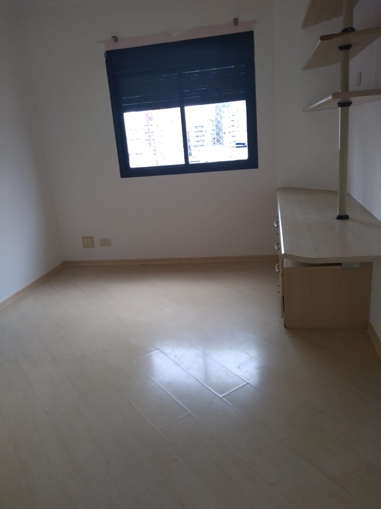 Apartamento à venda com 4 quartos, 185m² - Foto 15