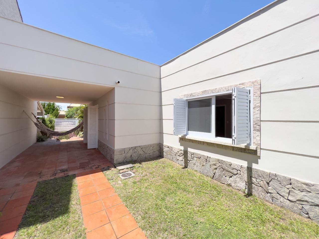 Casa à venda com 4 quartos, 183m² - Foto 19