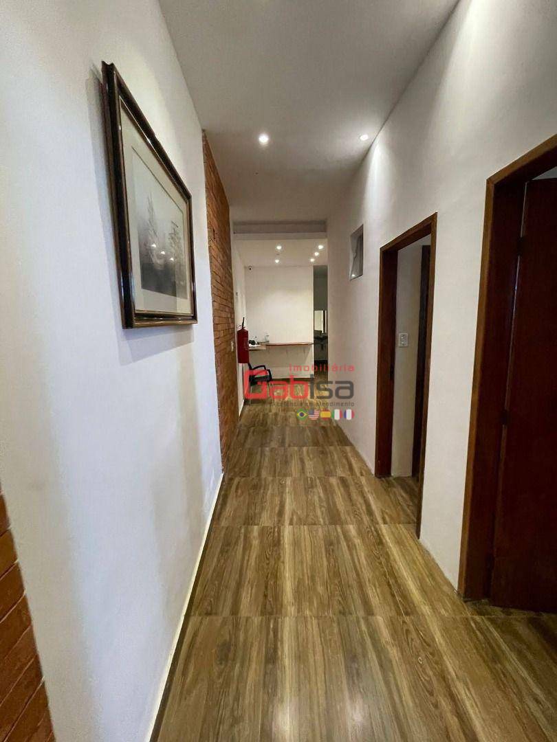 Casa à venda com 4 quartos, 160m² - Foto 4