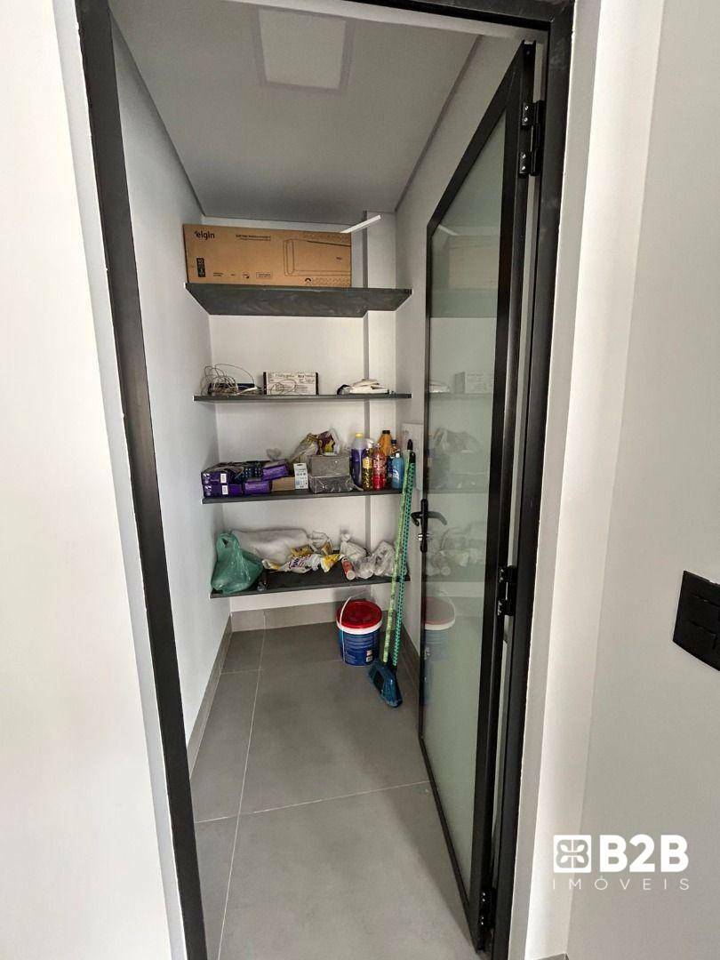 Casa de Condomínio à venda com 4 quartos, 231m² - Foto 21