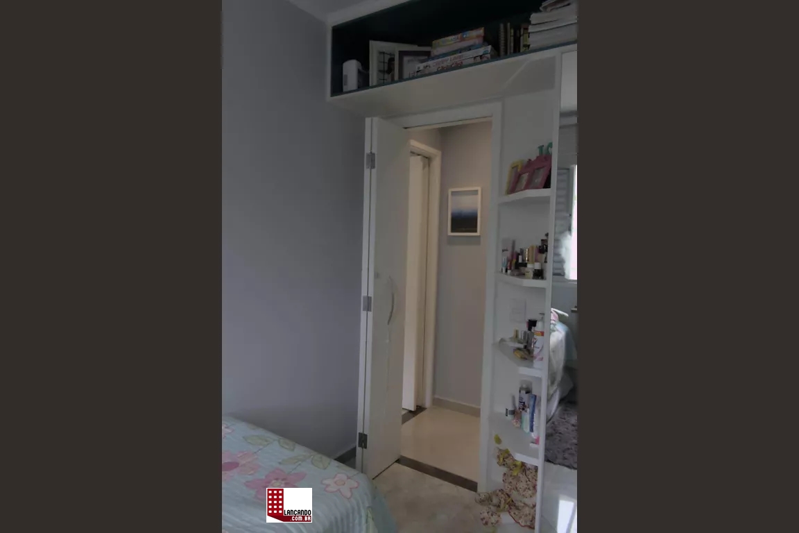 Apartamento à venda com 2 quartos, 75m² - Foto 3