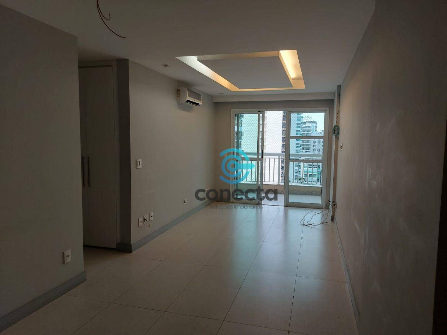 Apartamento à venda com 3 quartos, 157m² - Foto 6