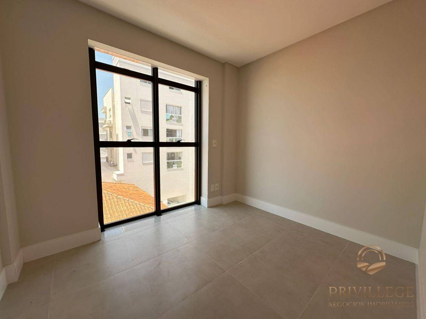 Apartamento à venda com 3 quartos, 86m² - Foto 6