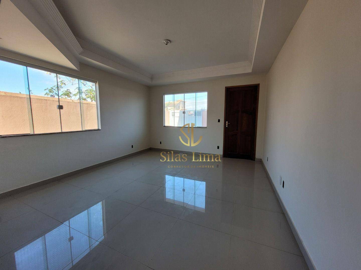 Casa à venda com 2 quartos, 90m² - Foto 3