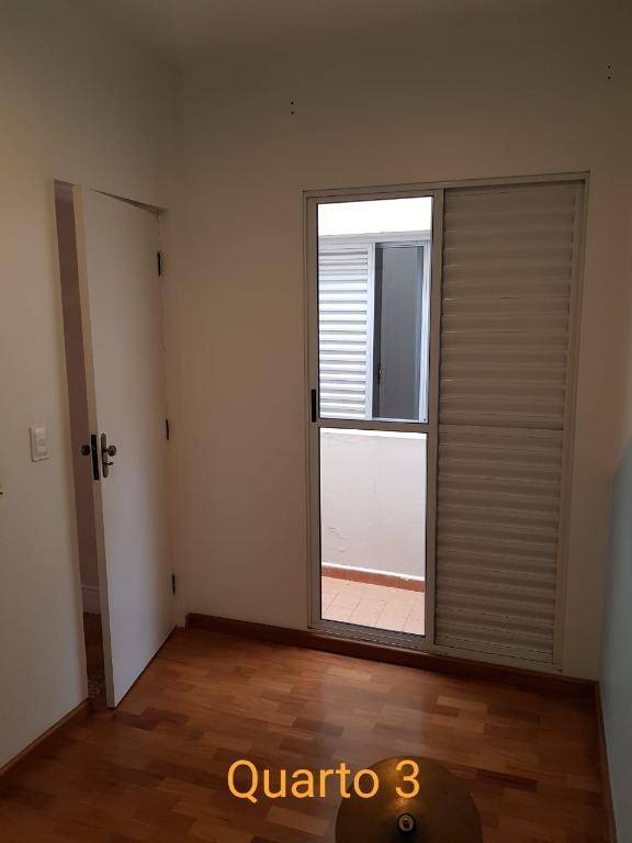 Casa à venda com 3 quartos, 250m² - Foto 20