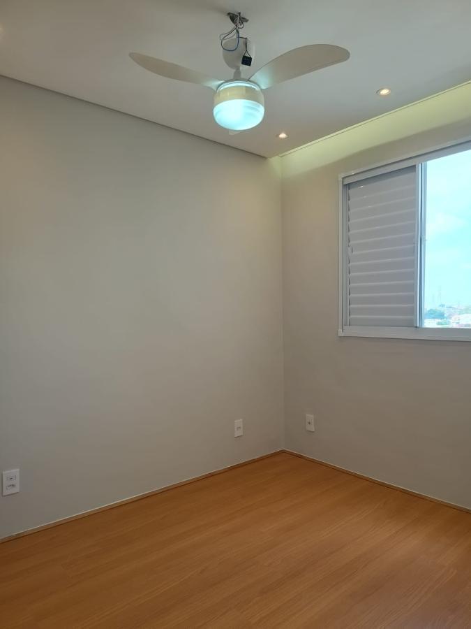 Apartamento para alugar com 2 quartos, 42m² - Foto 3