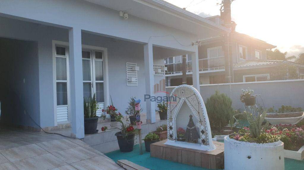 Casa, 3 quartos, 80 m² - Foto 1