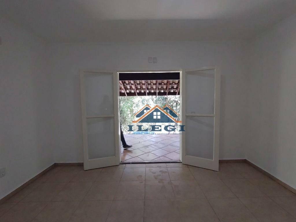 Chácara à venda com 4 quartos, 205m² - Foto 44