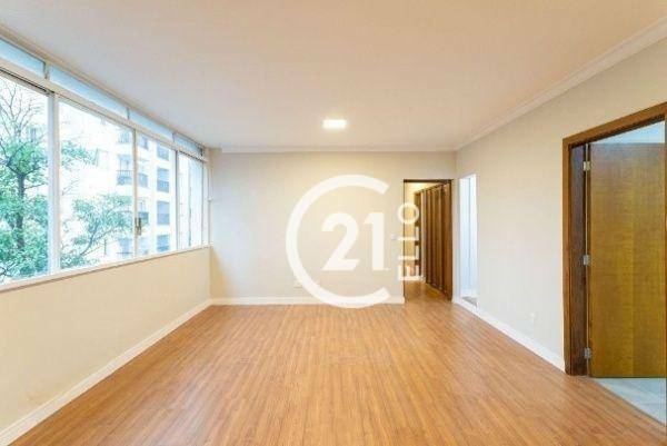 Apartamento à venda com 3 quartos, 134m² - Foto 1