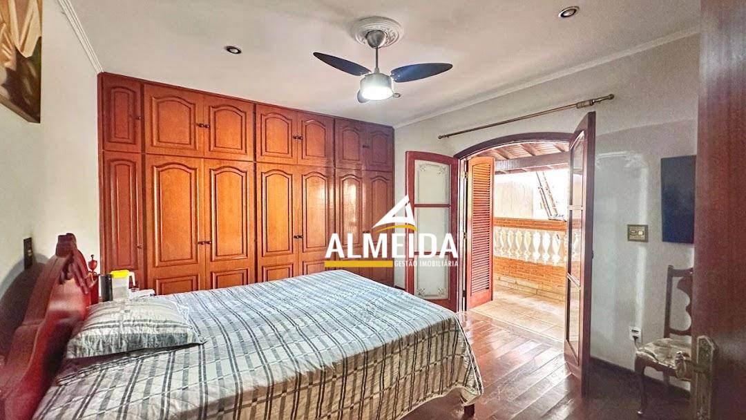 Casa, 3 quartos, 393 m² - Foto 2