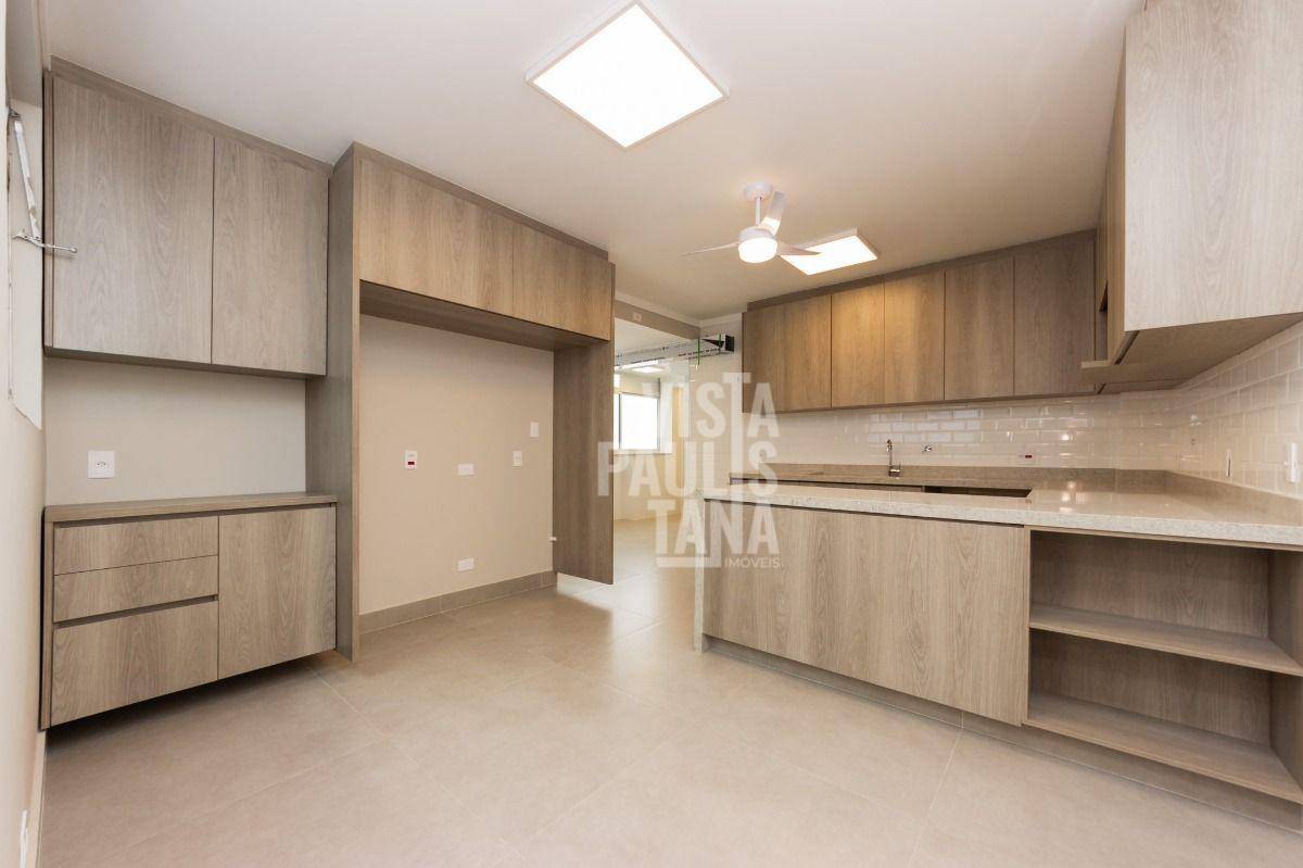 Apartamento à venda com 4 quartos, 212m² - Foto 5