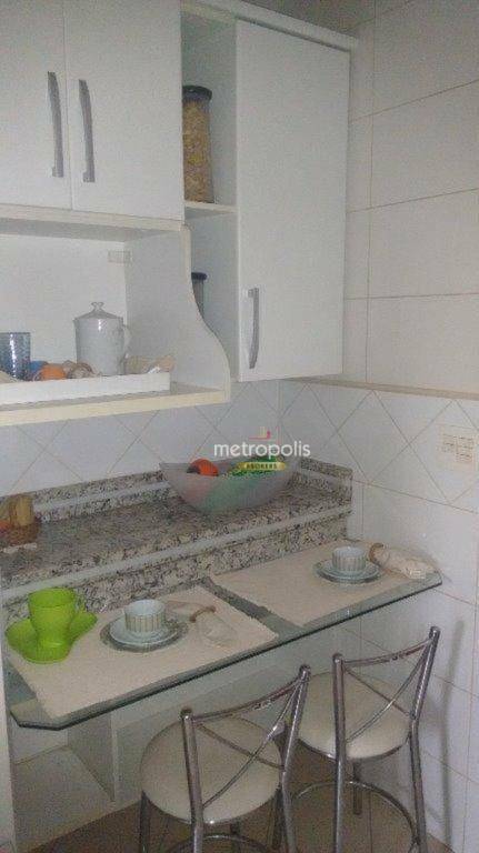 Apartamento para alugar com 2 quartos, 62m² - Foto 13