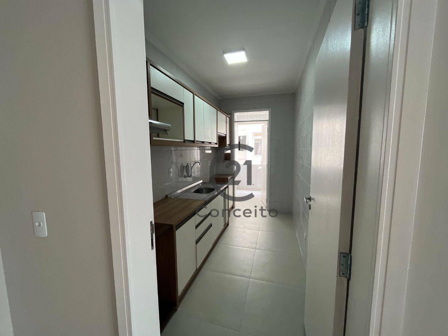 Apartamento à venda com 2 quartos, 59m² - Foto 4