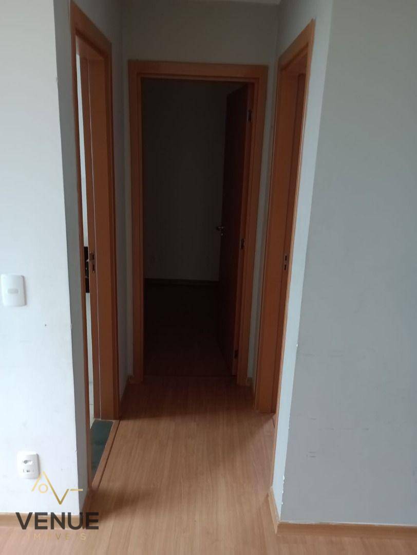 Apartamento à venda com 2 quartos, 44m² - Foto 8