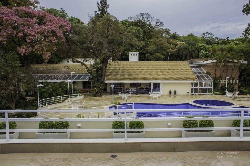 Sobrado à venda com 4 quartos, 700m² - Foto 4