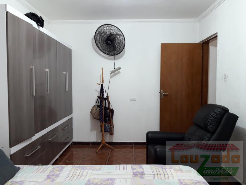 Sobrado à venda com 2 quartos, 150m² - Foto 15