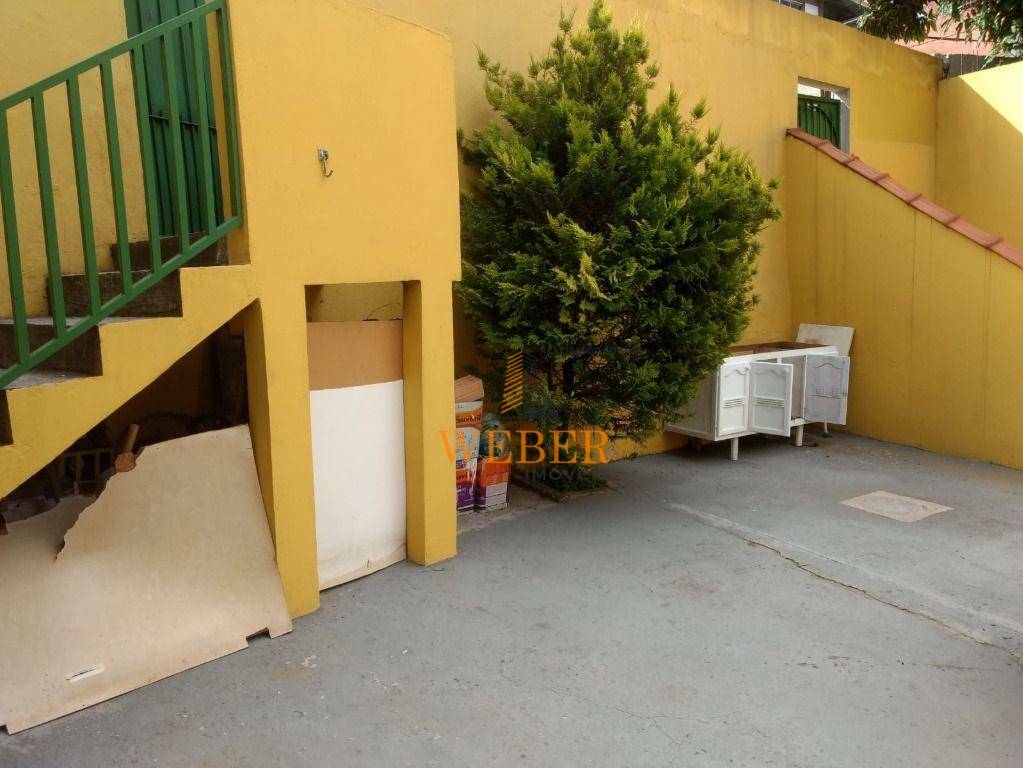 Sobrado à venda com 2 quartos, 190m² - Foto 1