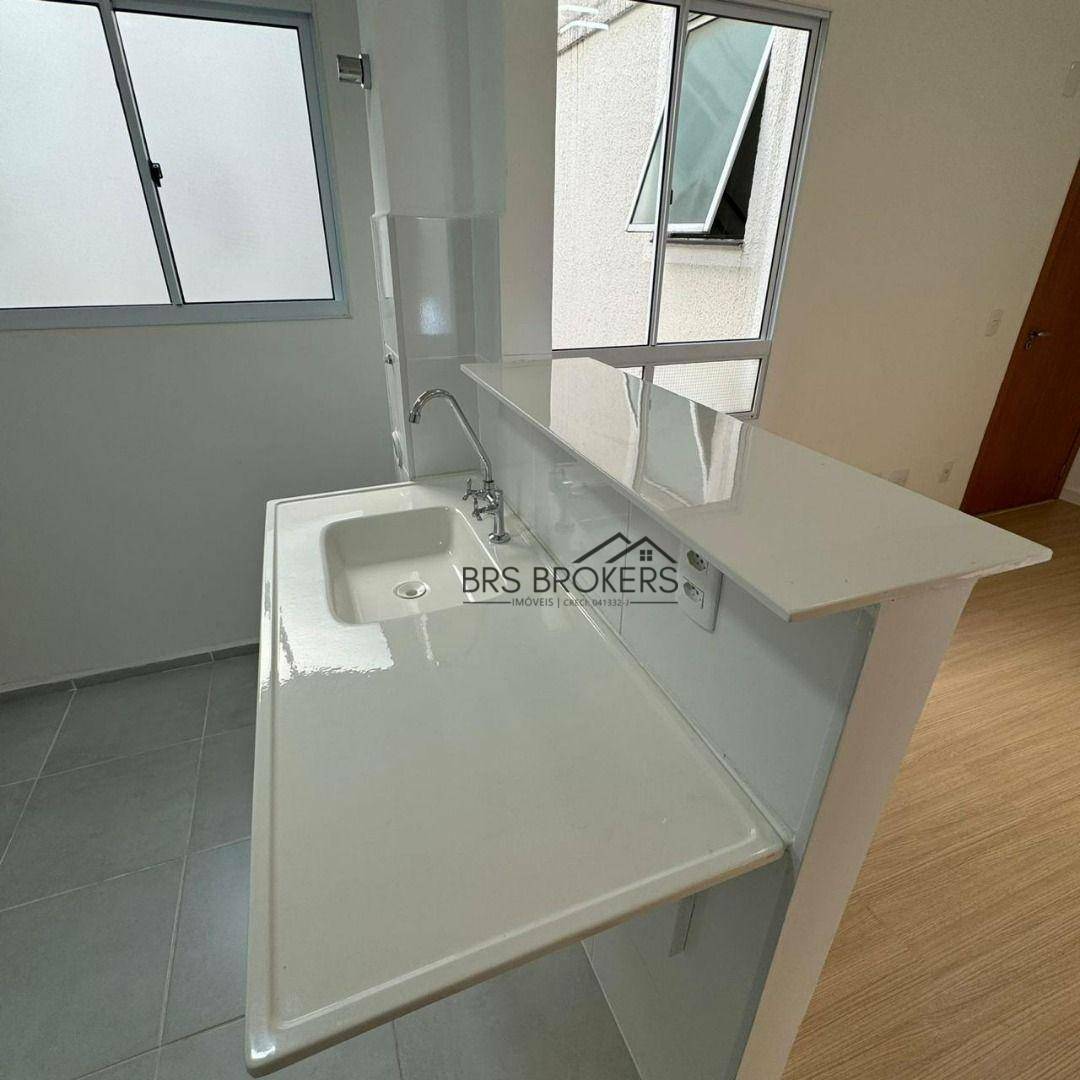 Apartamento à venda com 2 quartos, 38m² - Foto 4