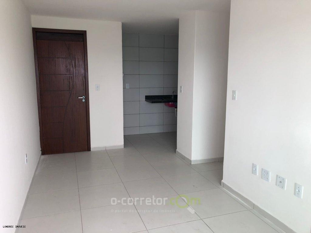 Apartamento à venda com 2 quartos, 55m² - Foto 2