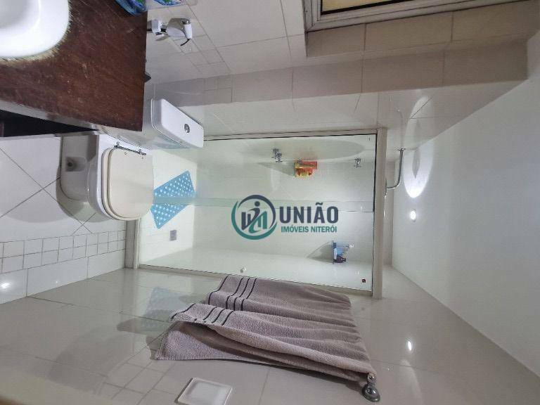 Apartamento à venda com 4 quartos, 147m² - Foto 42