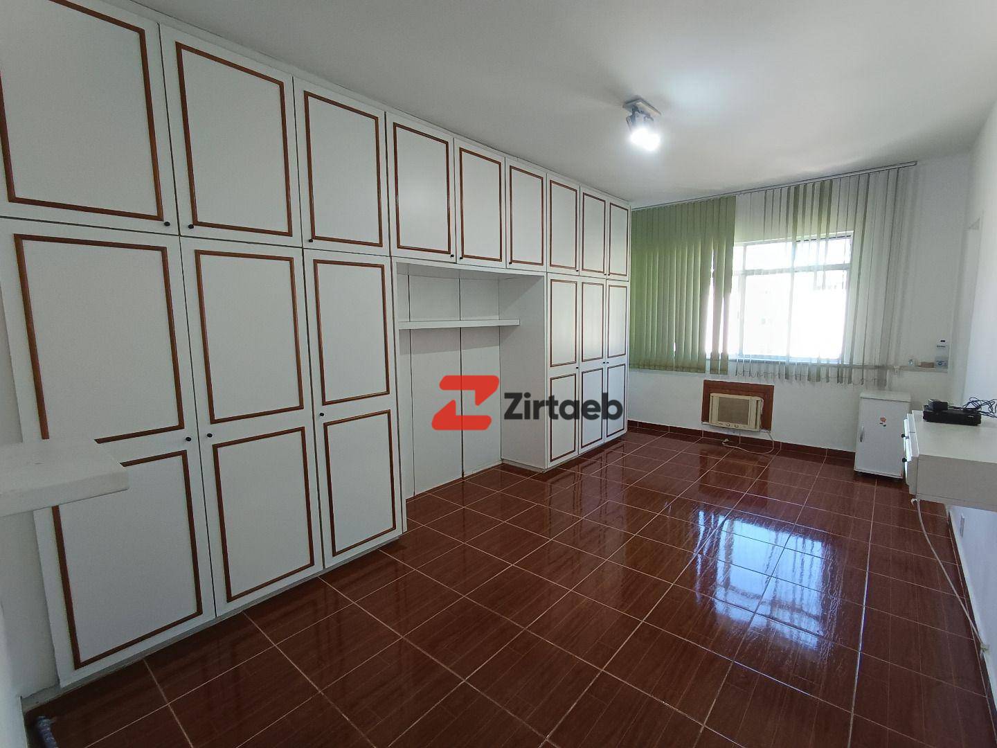Apartamento para alugar com 2 quartos, 106m² - Foto 1