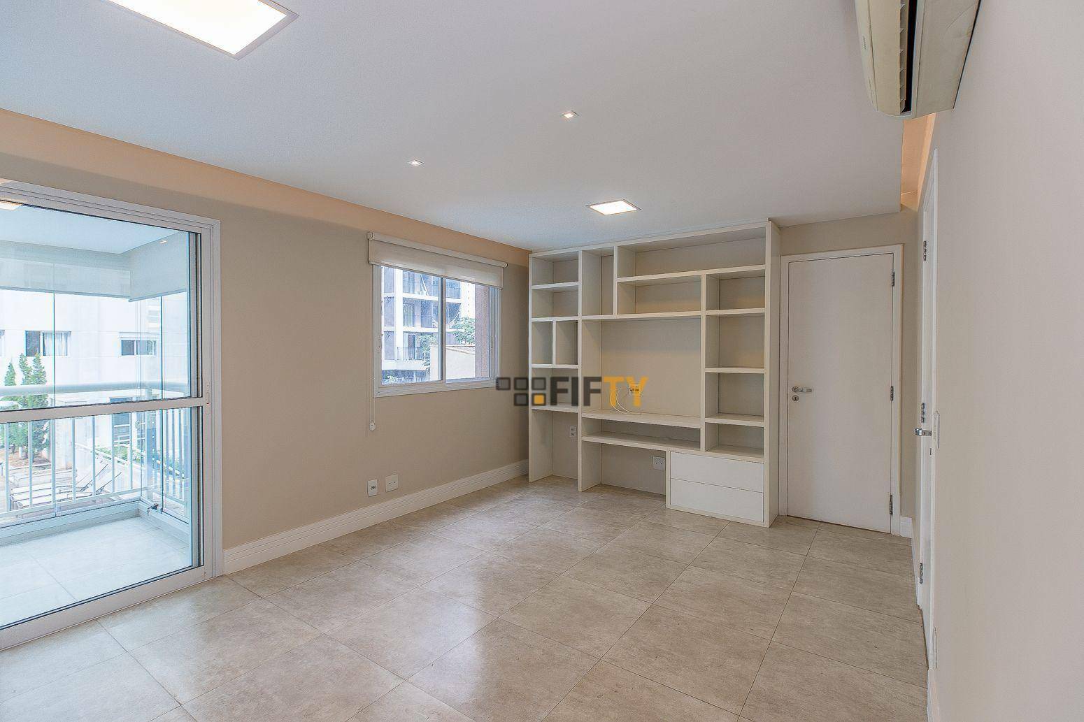 Apartamento à venda com 3 quartos, 105m² - Foto 4