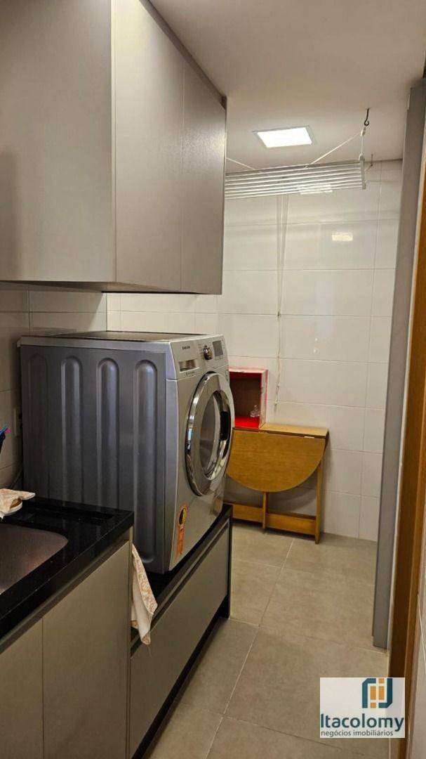 Apartamento à venda com 3 quartos, 200m² - Foto 16