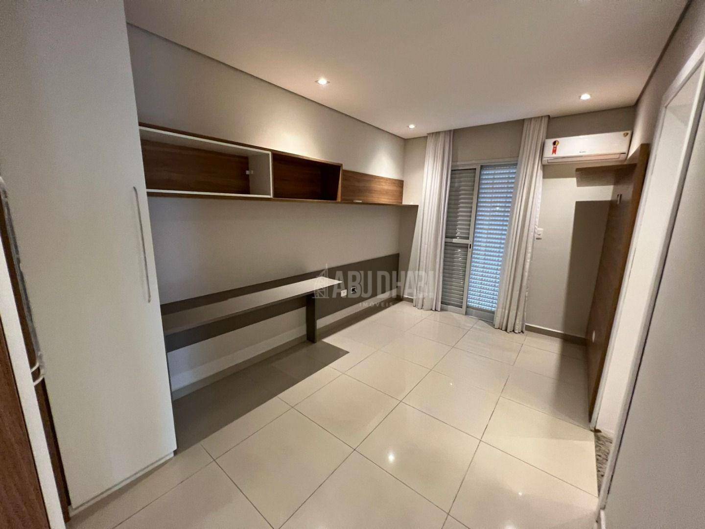 Apartamento à venda com 4 quartos, 194m² - Foto 19