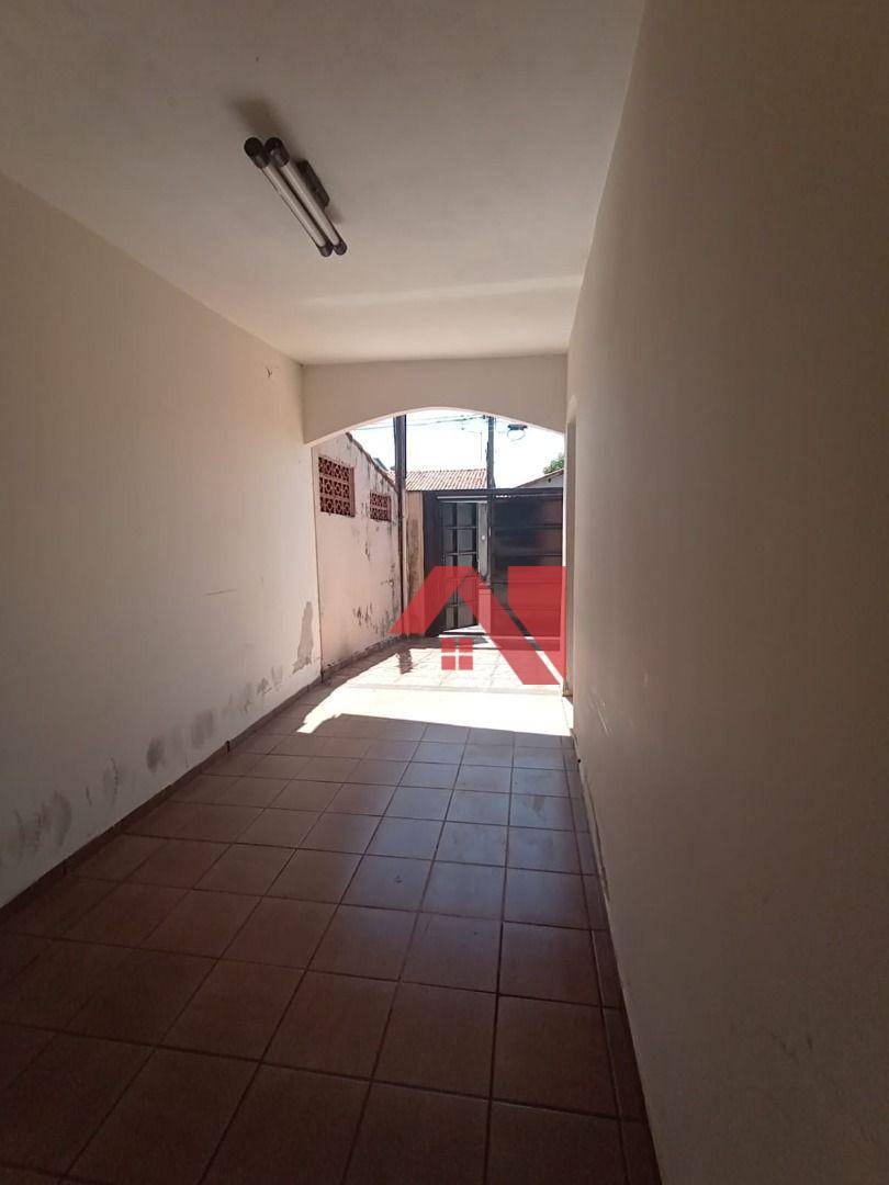 Casa à venda com 3 quartos, 85m² - Foto 2