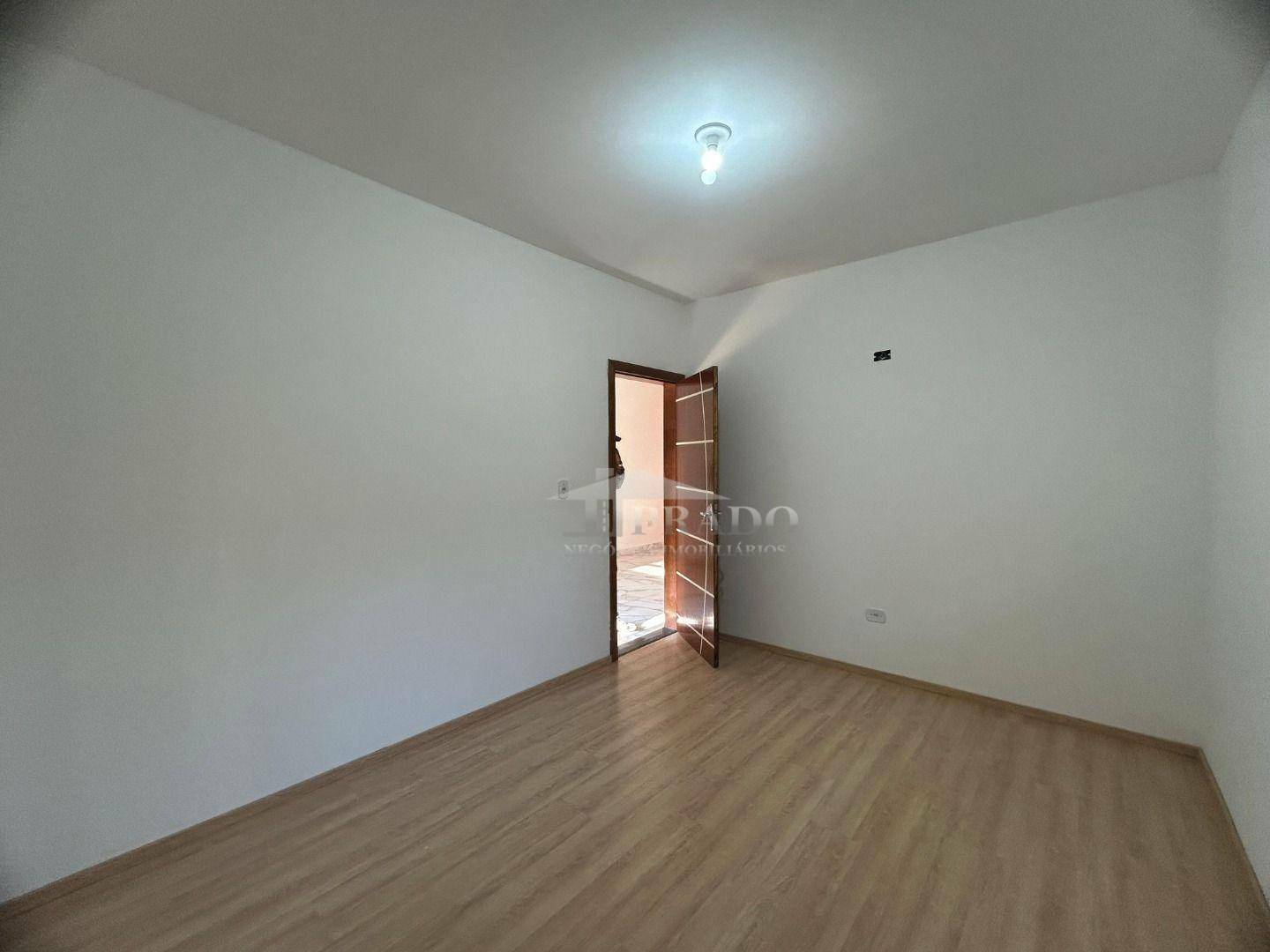 Casa para alugar com 3 quartos, 100m² - Foto 8
