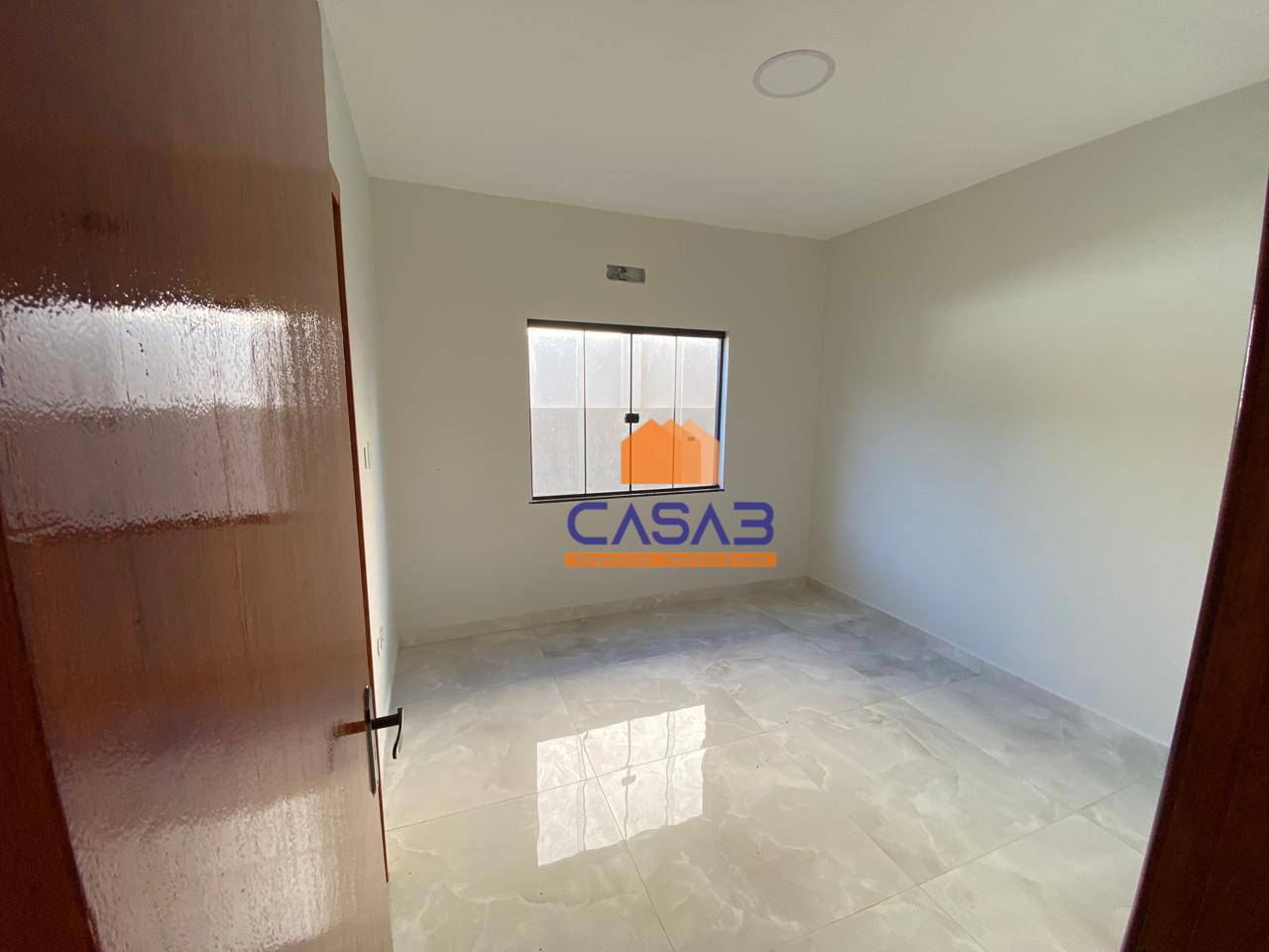 Casa à venda com 3 quartos, 202m² - Foto 15